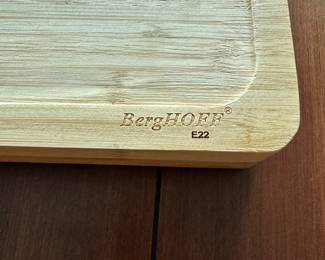 D75 - $15. BergHOFF E22 Bamboo Cutting Board. Signs of wear. See photos. 16.5 x 13.5