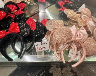 Mini Mouse ears