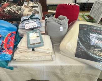 Sheets/Blankets
