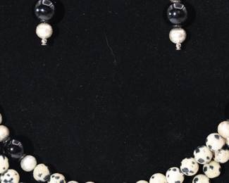 necklace and earring set