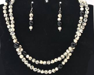 necklace and earring set