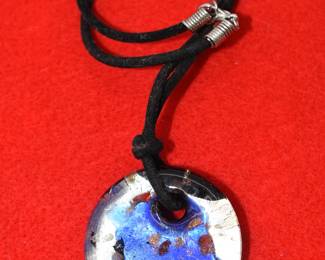 glass pendant necklace