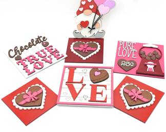 lot of 7 Valentine's Day inspired decorations