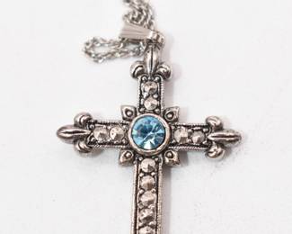 silver tone cross necklace