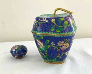 Cloisonn Apple Box And Friend