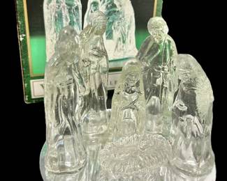 Vintage Windsor Glass Nativity Scene