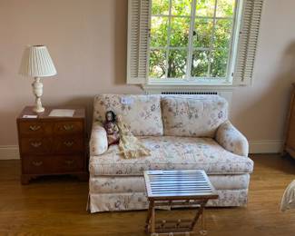 Overview of twin sleeper sofa, folding table and more, sold in individual photos