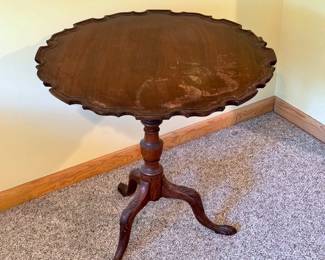Pedestal Leg Tall Side Table
