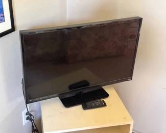 32” Vizio HDTV With Remote