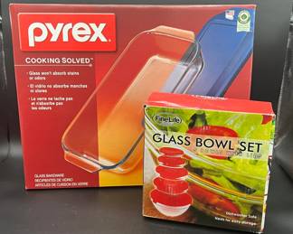 Glass Bowl Set & Pyrex 8-Piece Set New in Box