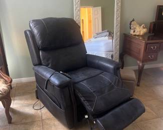 22Jun 24 2025 06 24pm4y4Q