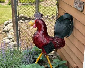 Large Metal Red Rooster