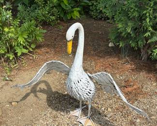 Metal White Goose