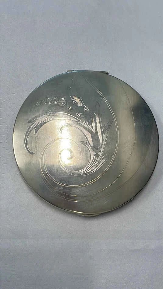 01 Elgin American Sterling Silver Compact