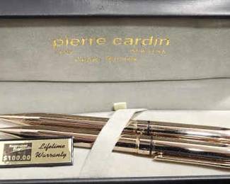 Pierre Cardin Set