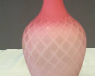 Antique Diamond Quilted Pink Ombre Satin Glass Vase