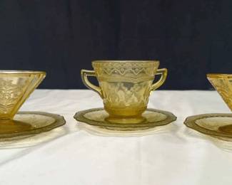 Federal Glass Yellow Amber
