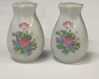 Vintage Floral Ceramic Salt Pepper Shaker Set