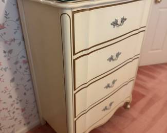 Vintage Dixie French Provicial Bedroom Suit. Dresser, Full size head board, footboard, night stand & Mirror. $250