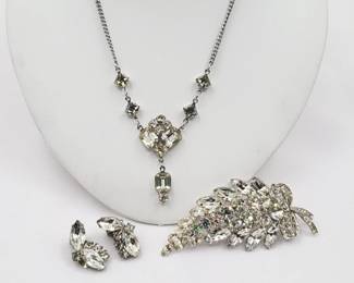 77DLAmazingBrooch
