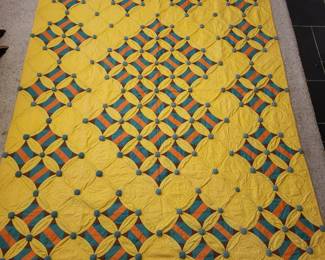 8DLYellowQuilt