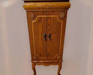 66DLJewelryArmoire