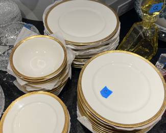 82. Superieur Limoges France Elysee by Legrand Gold Encrusted China, Set of 46 (12 Dinner; 11 Salad/Dessert; 12 Sm Bowls; 11 Butter)