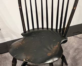 18. Windsor Side Chair (16" x 17" x 37")