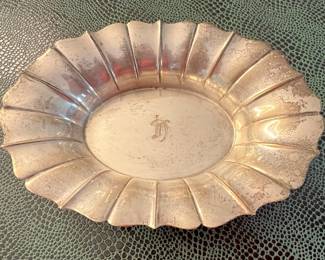 132. Wallace Sterling Scallop Edged Serving Dish