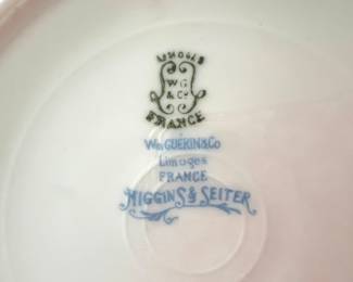 113. Limoges France Wm Guerin & Co Higgins Seiter Gold Filigree w/Center Medallion Plates w/ Scallop Edge, Set of 12