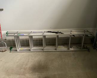 A56 - $140. Werner 18' Extension Ladder. Model D1216-3
