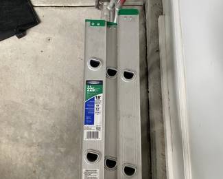 A56 - $140. Werner 18' Extension Ladder. Model D1216-3
