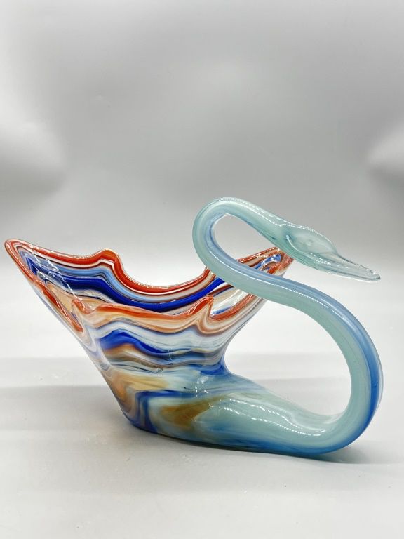 Murano-Style Art Glass Swan