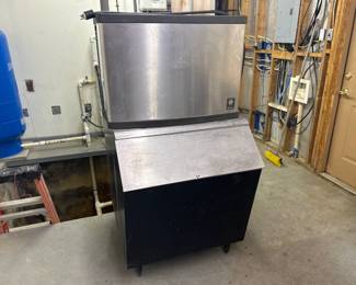 ice maker