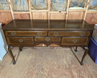 Sideboard