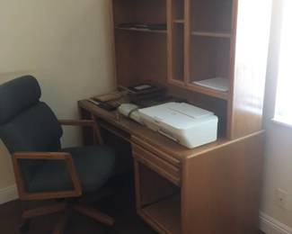 Oak computer desk