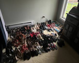 Shoes by the 100s