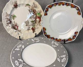 Four PC Floral China Dinnerware Plates