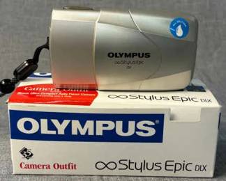 Olympus Stylus Epic DLX 35mm Ultra Compact Auto Focus Camera UNTESTED