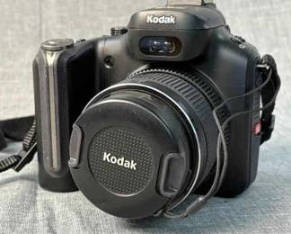 Kodak EasyShare P880 Digital Camera UNTESTED