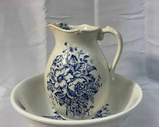 Vintage Wash Pitcher And Bowl Set