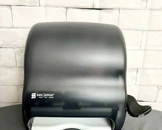 72 LOT. San Jamar Paper Towel Dispenser