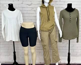 153 LOT. *XSmall High End Venor Brand New Clothes $520 List