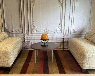 157 LOT. Mid Century Modern Round Dark Wood Coffee Table