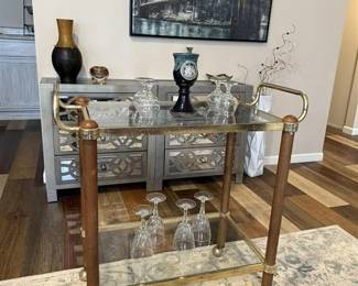 285 - 1970's Bar Trolley