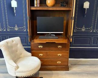 14 LOT. Elegant Wood Entertainment Hutch