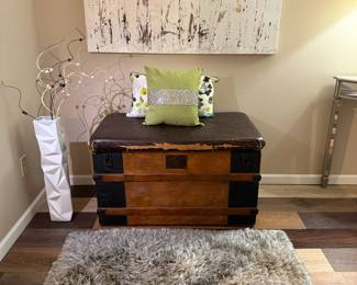 189 LOT. Vintage Wood and Leather Trunk Chest 3 of 3 pics
