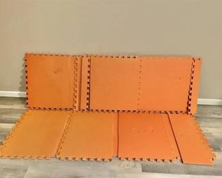 223 - Norsk EVA Foam Interlocking Tiles PARTS- LOT OF 17