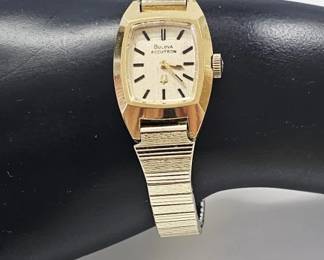 Vintage Ladies Bulova Gold Plated Watch
