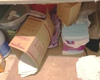 27 - Lot of Assorted Items (floor)
